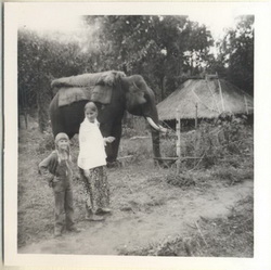Tanja und Ima 1978 in Mudumalai